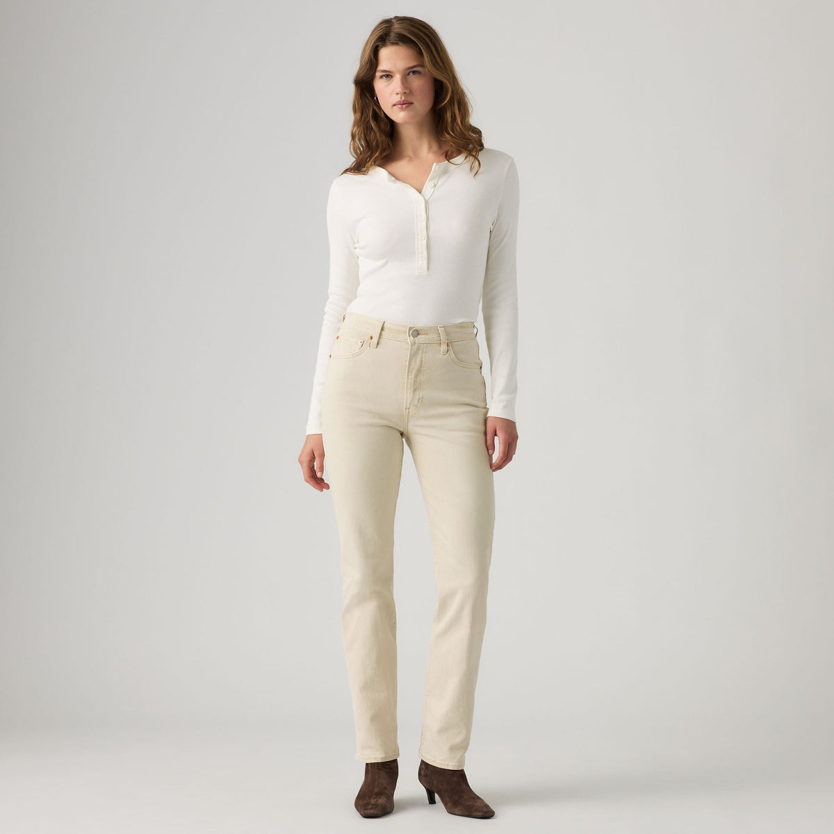 Levi's® Women's Ribcage Slim Jeans - Neutral
