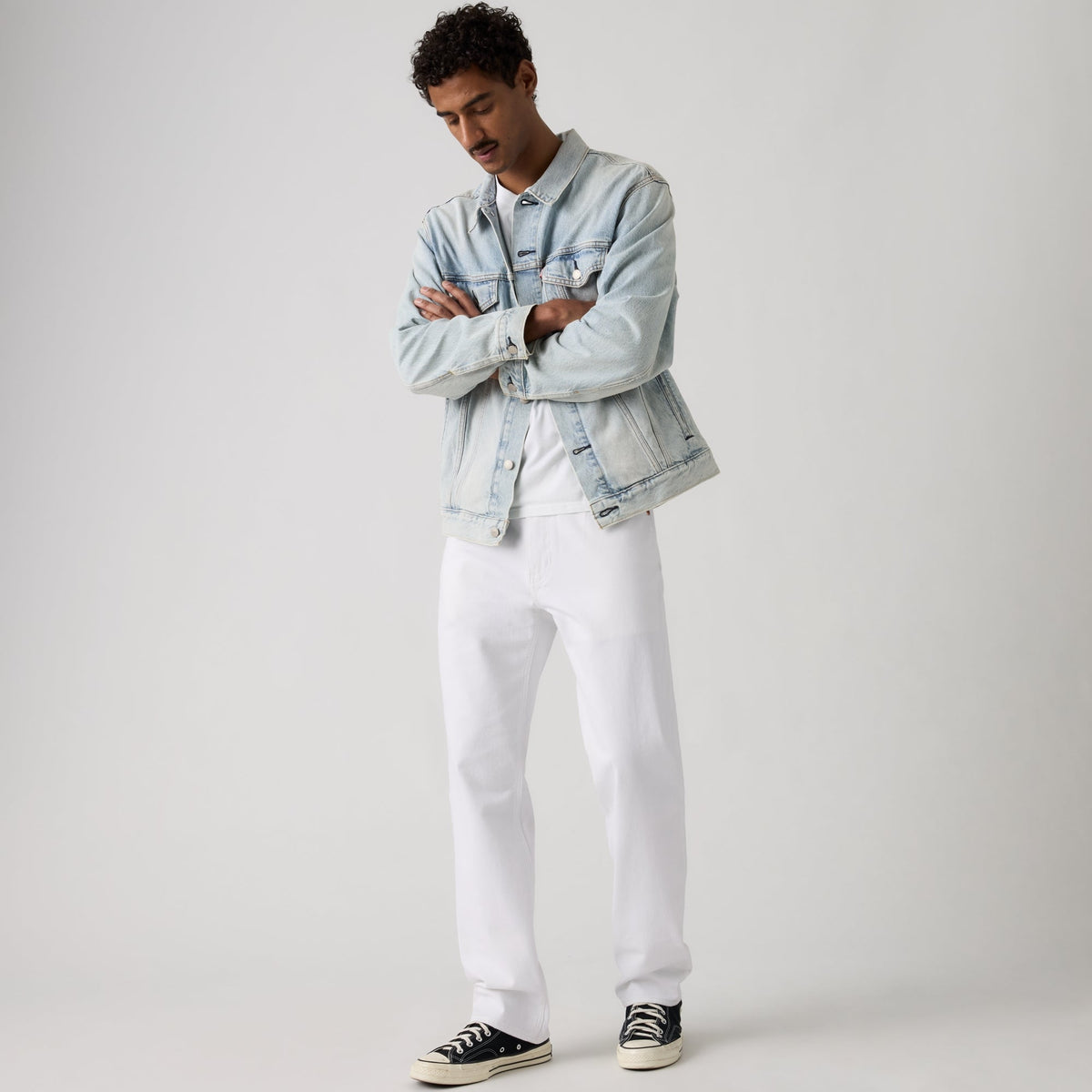LEVI'S® MEN'S 541™ ATHLETIC TAPER JEANS - WHITE